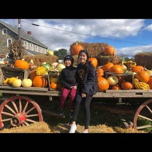 Meet your Posher, Olivia